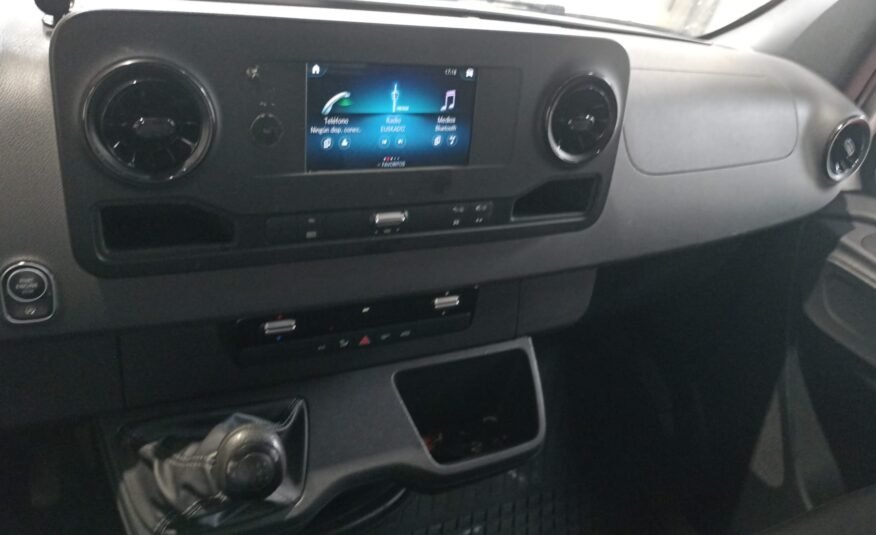 MERCEDES-BENZ Sprinter 311 CDI COMPACTO 3.5T