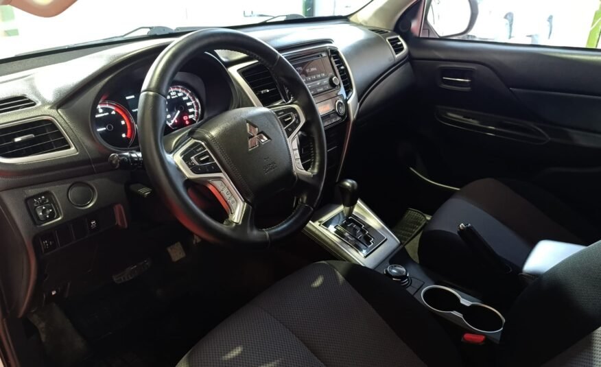 MITSUBISHI L200 DC 220 DID MPro Auto