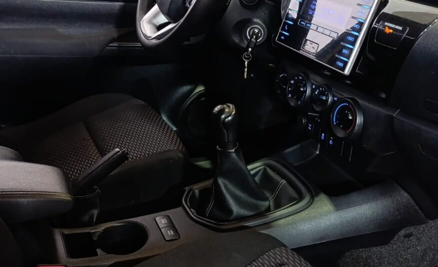 TOYOTA HILUX D4D DOBLE CABINA GX