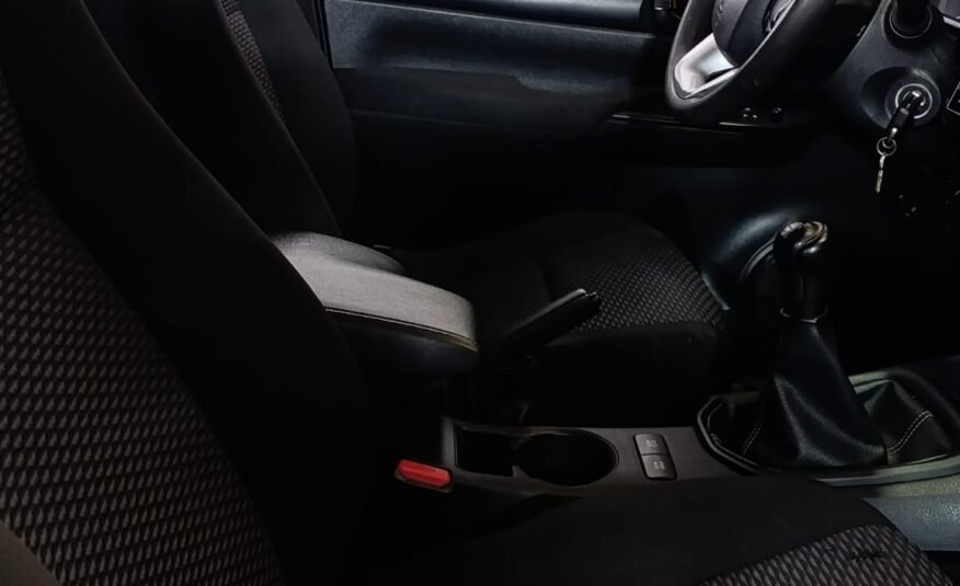 TOYOTA HILUX D4D DOBLE CABINA GX