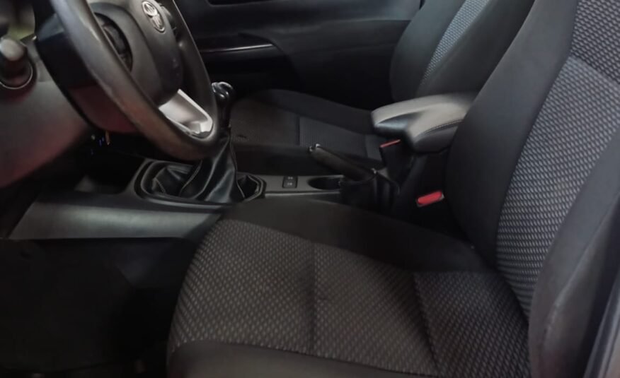 TOYOTA HILUX D4D DOBLE CABINA GX