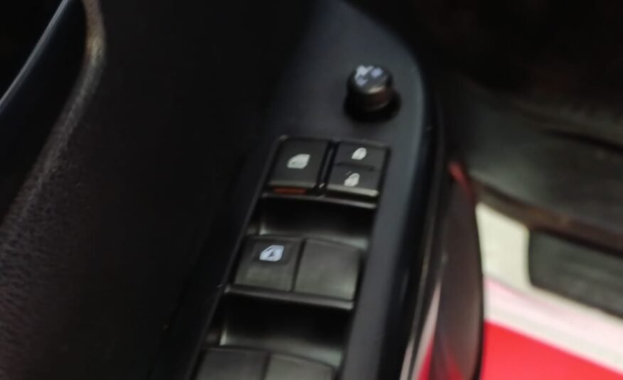 TOYOTA HILUX D4D DOBLE CABINA GX