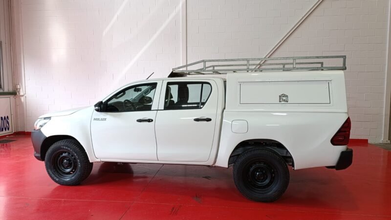 TOYOTA Hilux D4D DOBLE CABINA GX