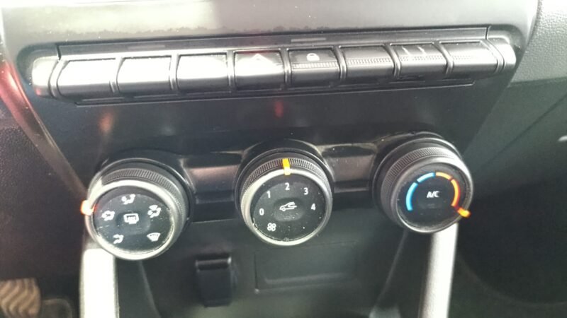 RENAULT Clio Business Blue dCi