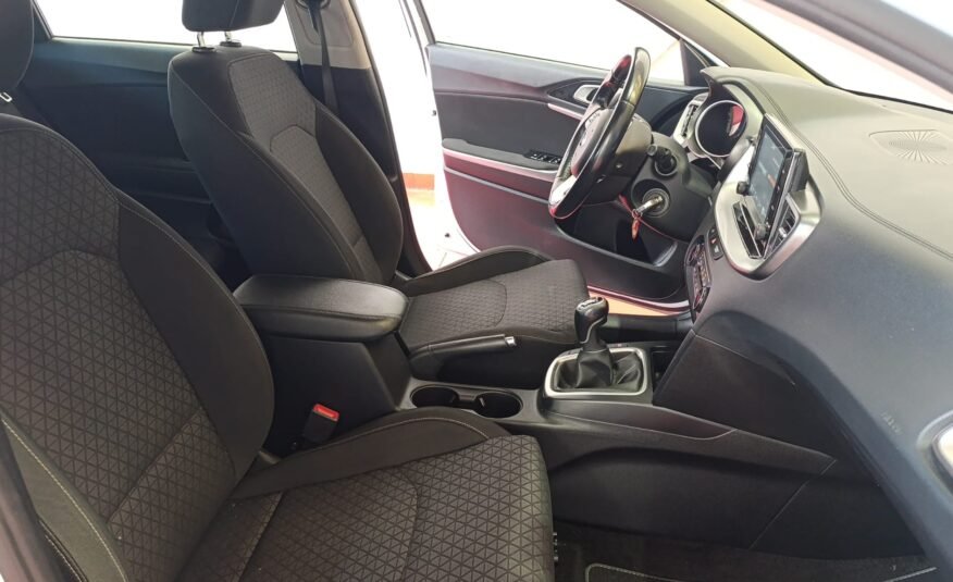 KIA CEED CRDI 136 DRIVE HIBRIDO/DIESEL