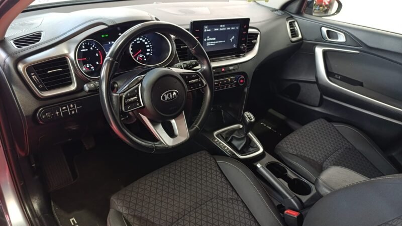 KIA CEED 1.6 MHEV IMT 136 CV DRIVE