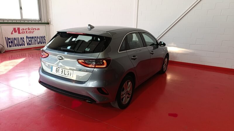 KIA CEED 1.6 MHEV IMT 136 CV DRIVE