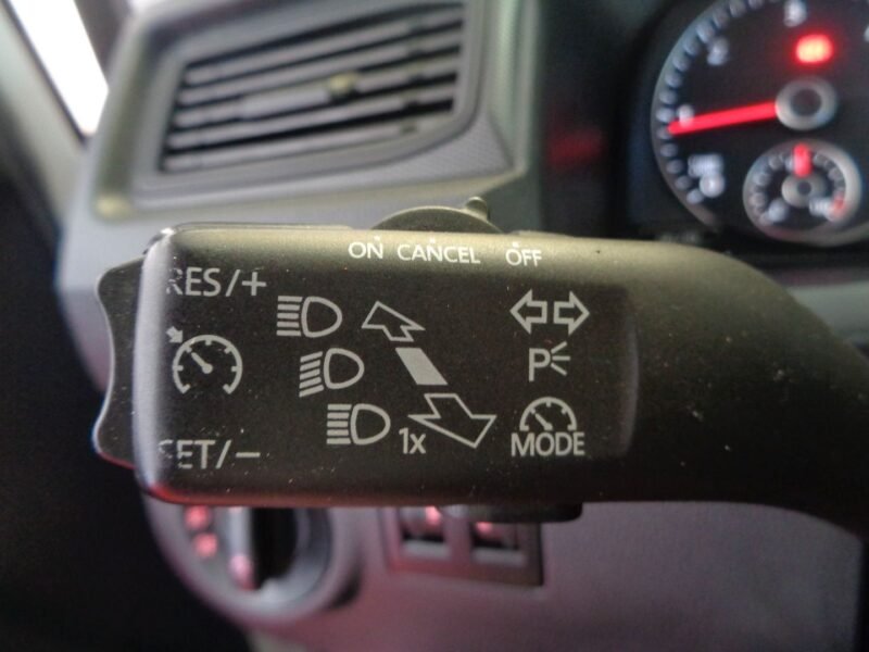 VOLKSWAGEN CADDY PROFESIONAL FURGON 2.0 75 KW 102CV