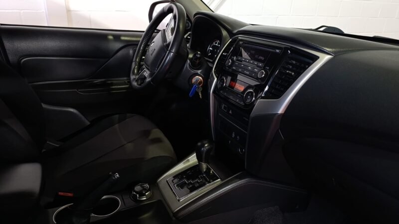 MITSUBISHI L200 DC 220 DID MPro Auto