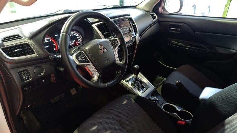 MITSUBISHI L200 DC 220 DID MPro Auto