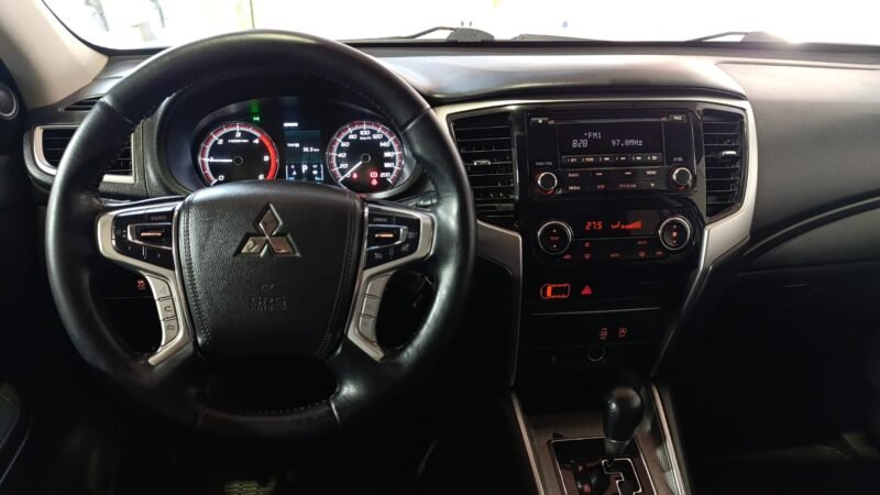 MITSUBISHI L200 DC 220 DID MPro Auto