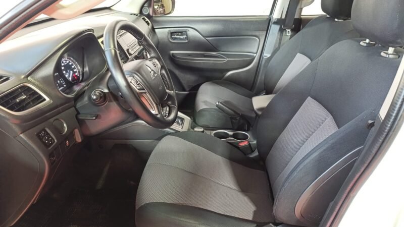 MITSUBISHI L200 DC 220 DID MPro Auto