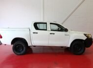 TOYOTA Hilux 2.4 D4D Cabina Doble GX 4p.