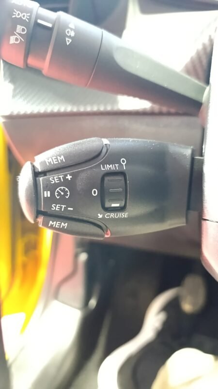 PEUGEOT 208 BLUE HDI 73KW 100CV ACTIVE PACK