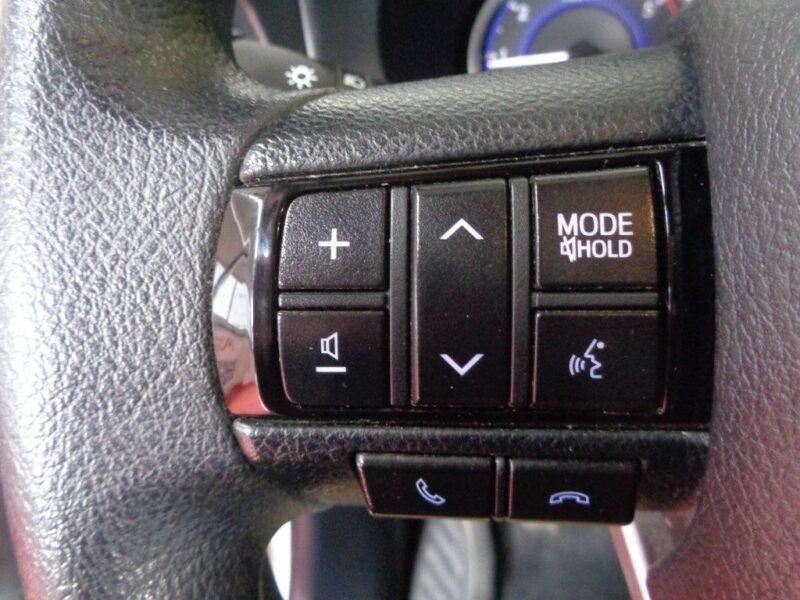 TOYOTA Hilux 2.4D4D CABINA DOBLE GX