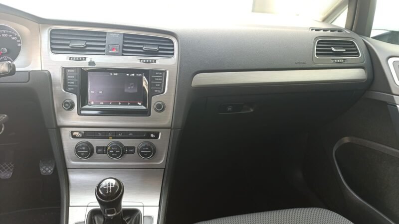VOLKSWAGEN GOLF 1.6 TDI VII
