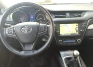 TOYOTA AVENSIS 2.0 D4D ADVANCE 5P