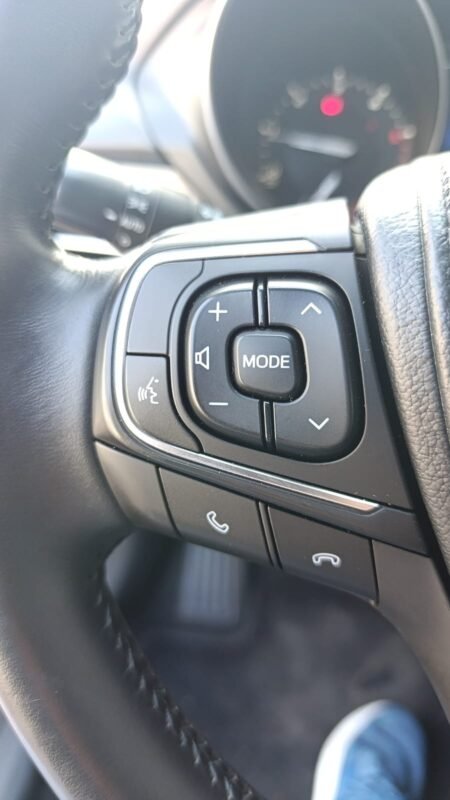 TOYOTA AVENSIS 2.0 D4D ADVANCE 5P