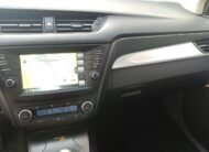 TOYOTA AVENSIS 2.0 D4D ADVANCE 5P