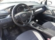 TOYOTA AVENSIS 2.0 D4D ADVANCE 5P
