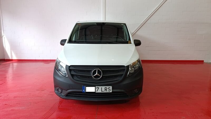 MERCEDES VITO FURGON BASE LARGA