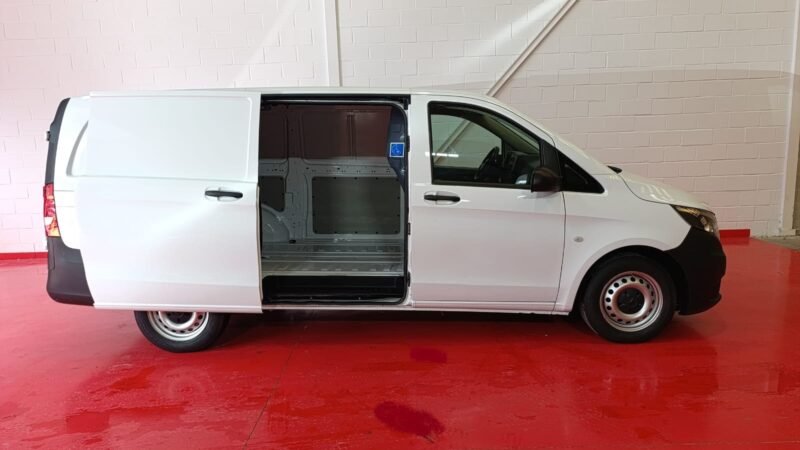 MERCEDES VITO FURGON BASE LARGA