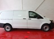 MERCEDES VITO FURGON BASE LARGA