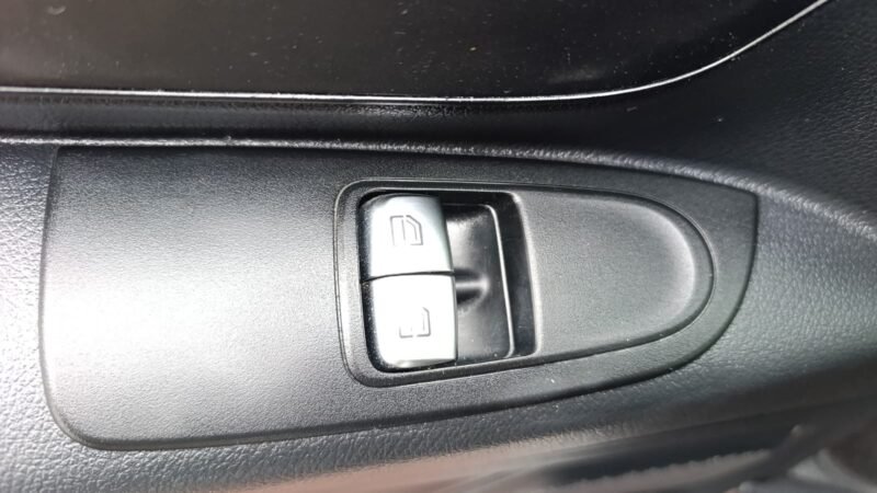 MERCEDES VITO FURGON BASE LARGA