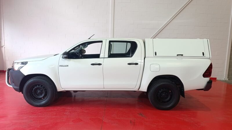 TOYOTA HILUX 2.4 D4D CABINA EXTRA GX