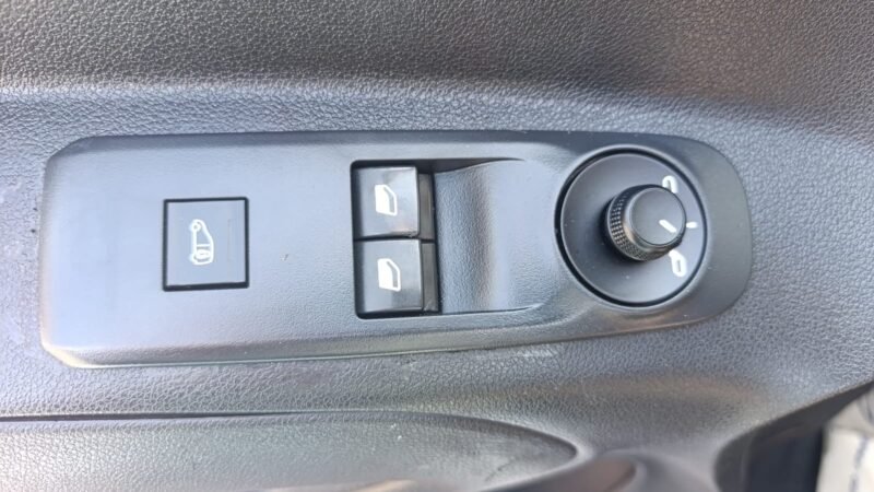 CITROEN BERKINGO TALLA M BLUE HDI 100 CONTROL