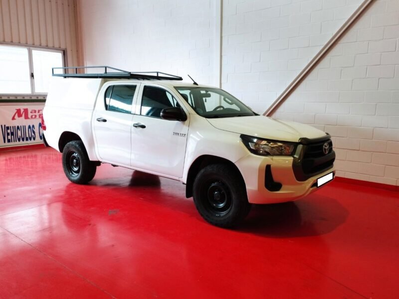 TOYOTA HILUX 2.4 D4D Cabina Doble GX 4p.